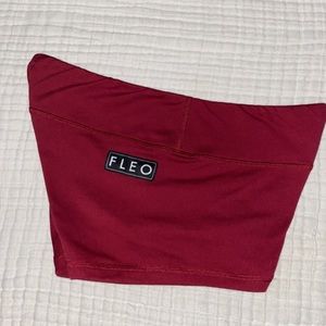 Red FLEO shorts size Large